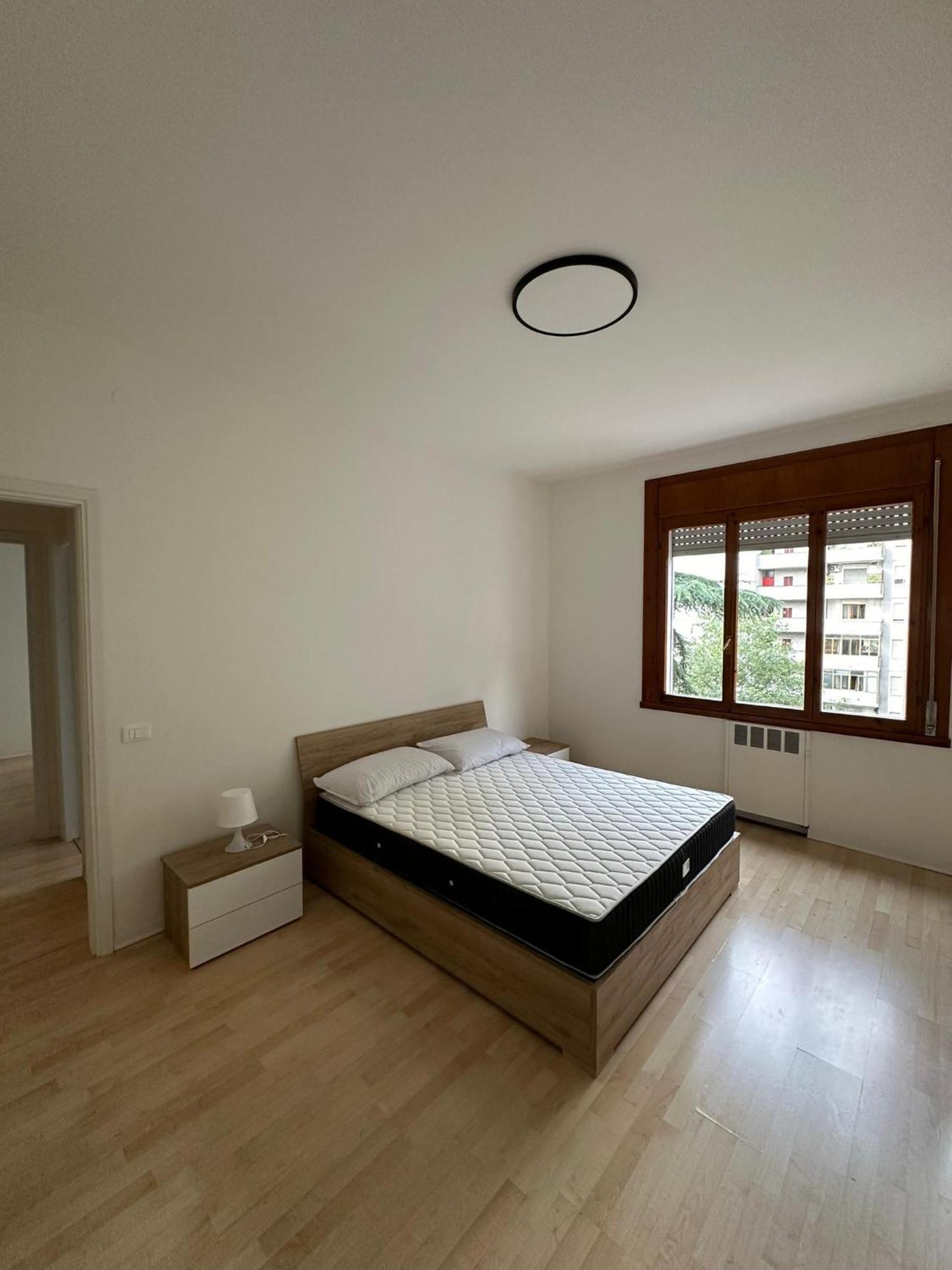 Olimpia House - Camere Accoglienti In Posizione Strategica Реджонель-Эмилия Экстерьер фото